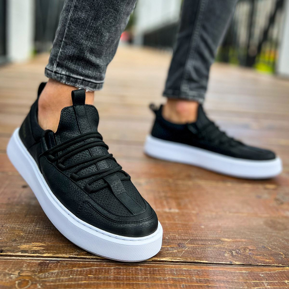 mens nike sneakers black and white